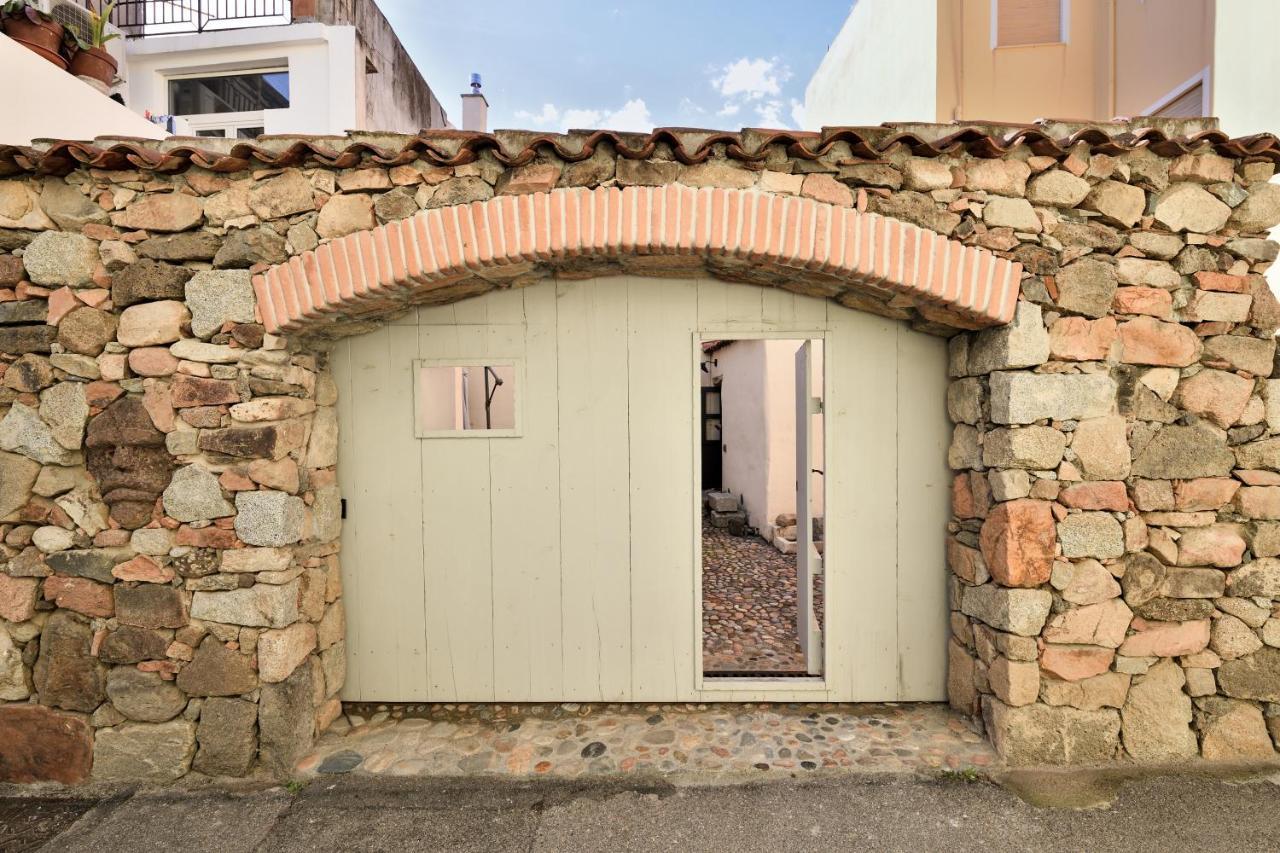 Un Gioiello In Centro Storico Villa Bari Sardo Dış mekan fotoğraf